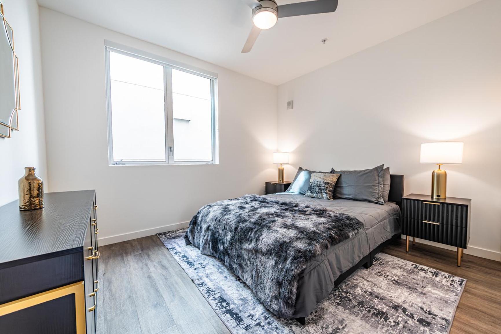 3br Near Santa Monica Pier Apartment *