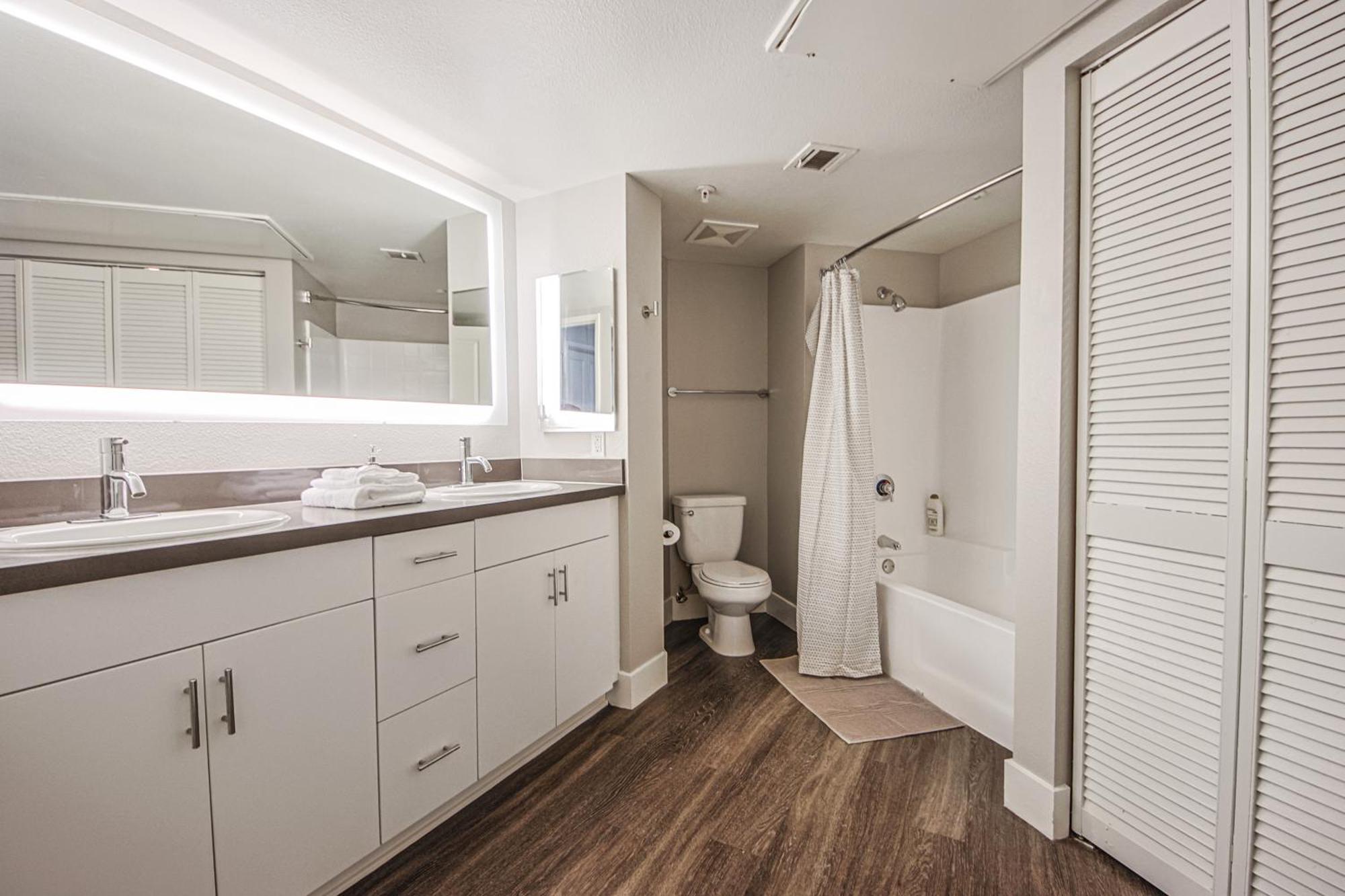 3br Near Santa Monica Pier *